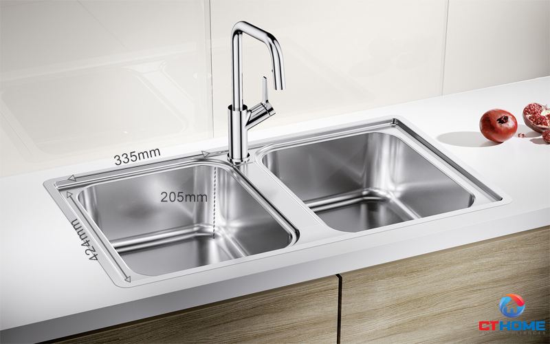 Lòng chậu sâu, tăng dung tích rửa, thuận tiện hơn khi rửa nhiều đồ vật. 